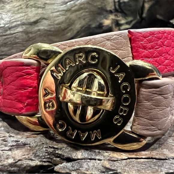 Marc by Marc Jacob Katie Leather Bracelet Double Wrap Red Tan Gold Turnlock S - Picture 3 of 8